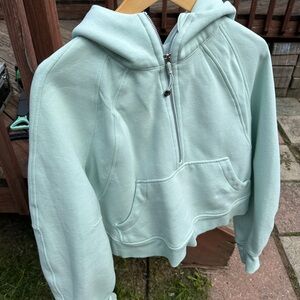 EUC lululemon delicate mint scuba size/ M/L